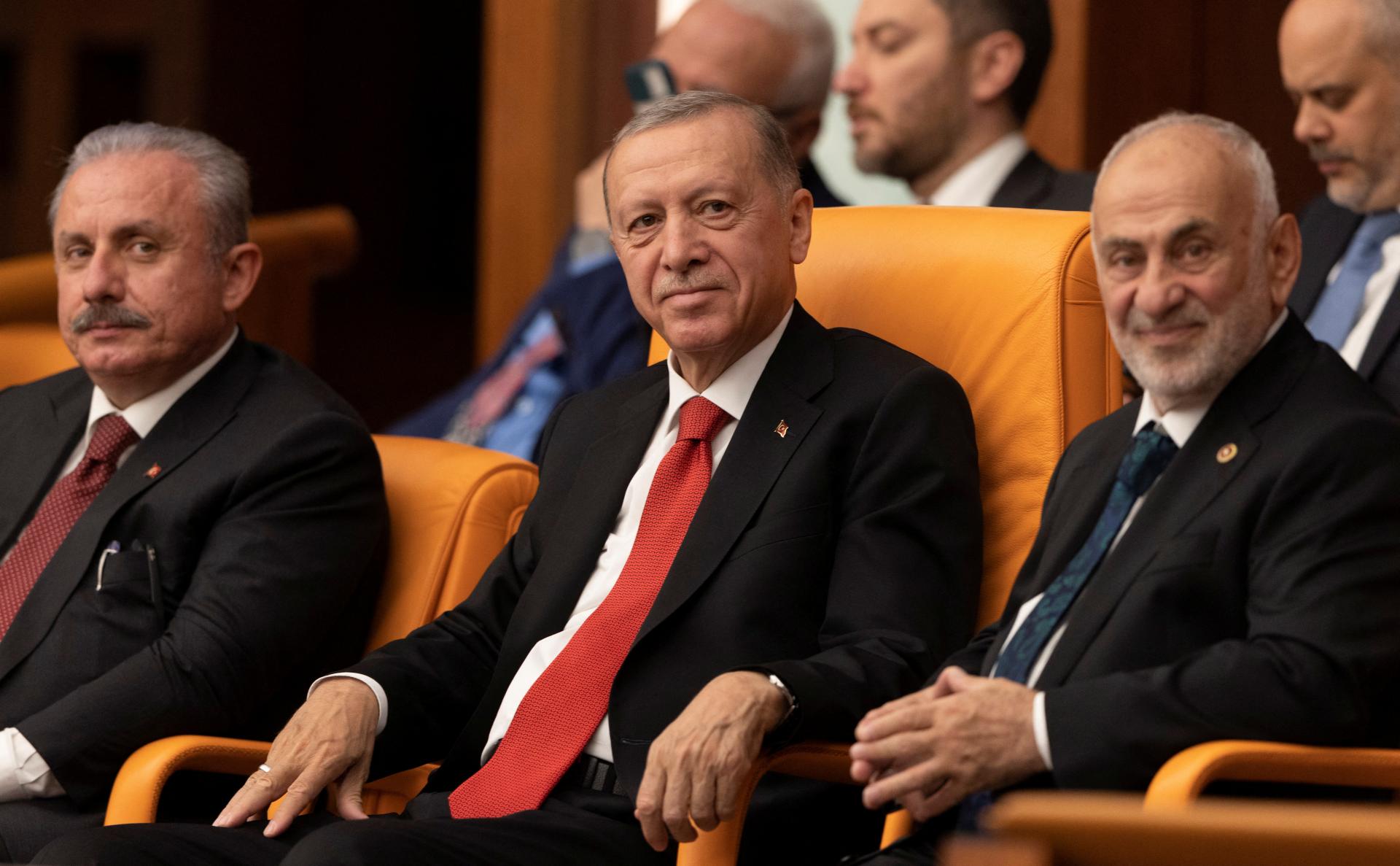 Turecký prezident Erdogan začne svoj tretí mandát, vymenuje vládu. Na inaugurácií bude aj Stoltenberg