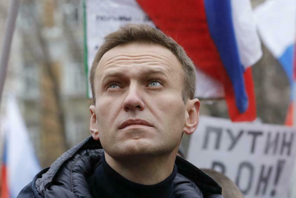 Archívna fotografia Alexeja Navaľného na zhromaždení na pamiatku zavraždeného opozičného politika Borisa Nemcova. FOTO: Reuters