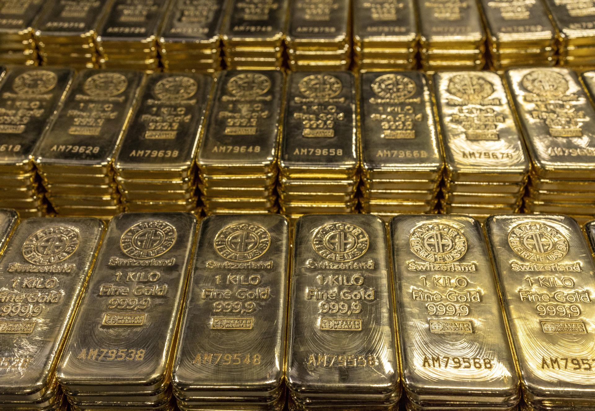 Smeruje svet do ďalších problémov? Centrálne banky vo veľkom skupujú zlato