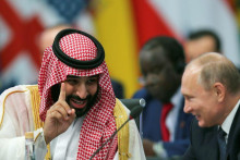 Dvaja mocipáni na čiernej listine Západu, saudskoarabský korunný princ Mohamed bin Salmán a ruský prezident Vladimir Putin. FOTO: Reuters