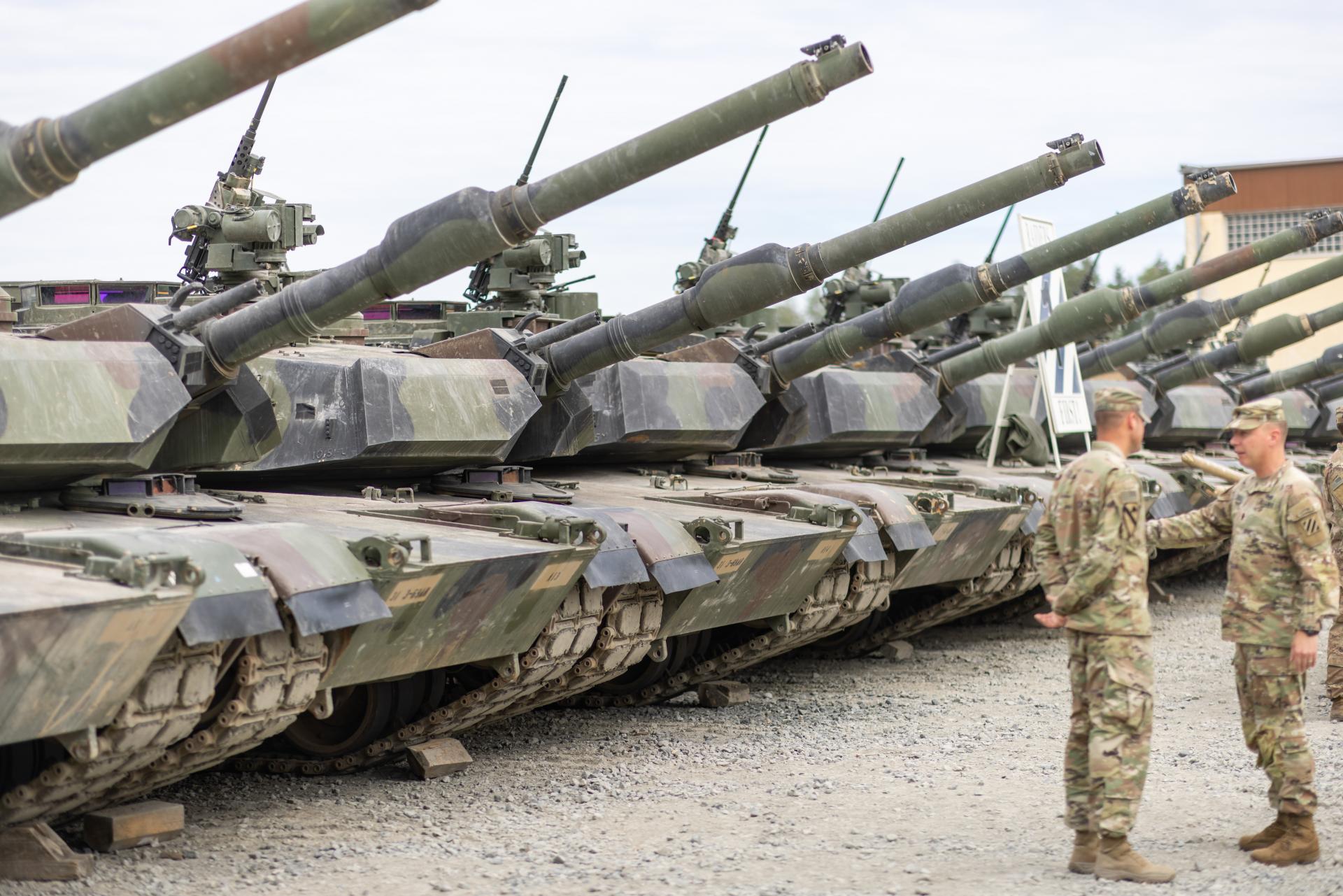 Česko bude modernizovať ukrajinské tanky, ktoré boli desiatky rokov v skladoch