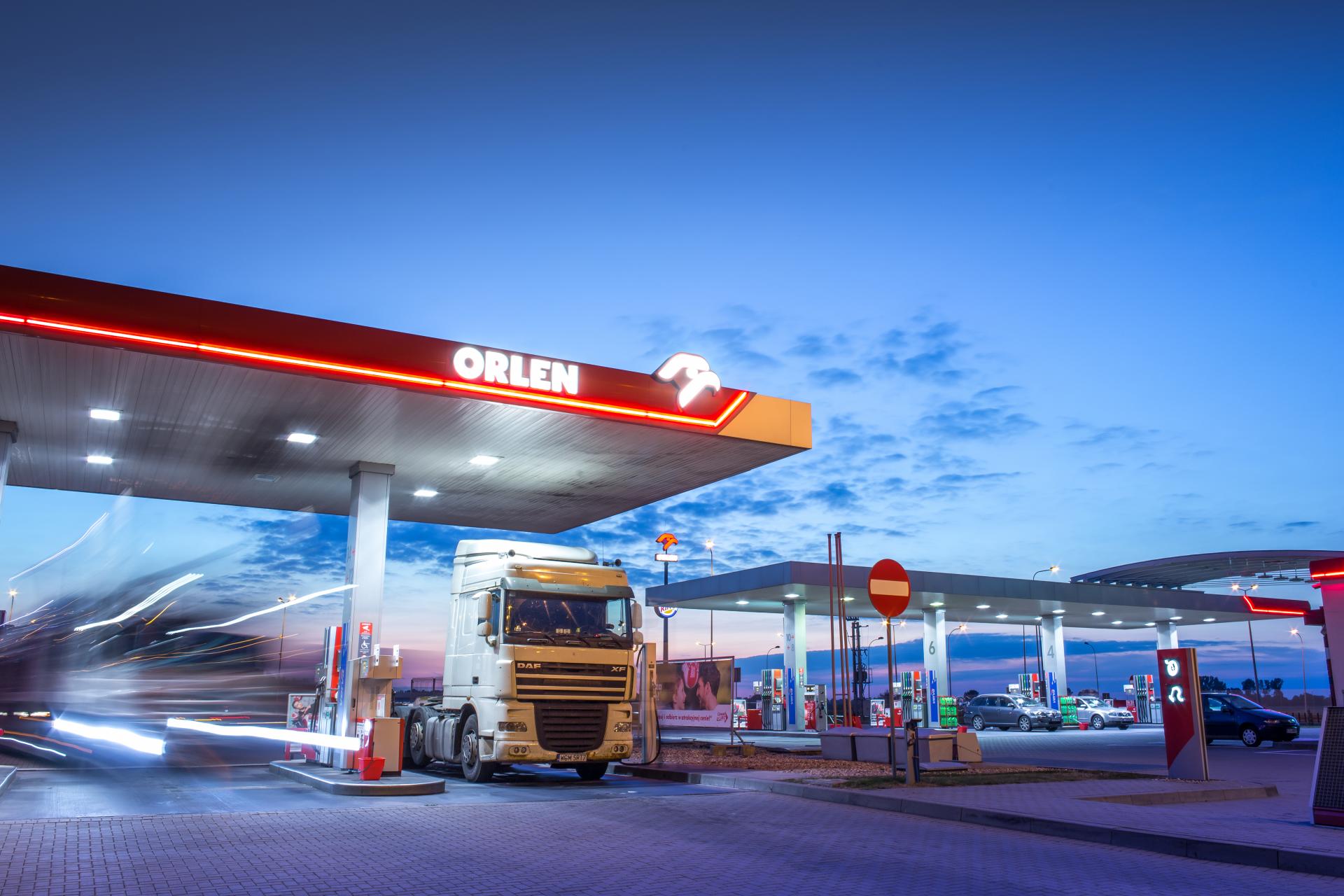 Slovensko zažíva „Lidl efekt“ na pumpách. Poľský Orlen cenami zaútočil na Slovnaft, Shell a OMV