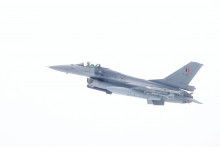 Stíhačka F-16, ilustračná fotografia. FOTO: Reuters