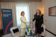 Ukrajinská vicepremiérka Oľha Stefanišynová sa na Globsecu stretla i so slovenskou prezidentkou Zuzanou Čaputovou. FOTO: TASR/M. Svítok