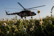 Ukrajinský vojenský vrtuľník, ilustračná fotografia. FOTO: Reuters