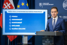 Predseda vlády Ľudovít Ódor predstavuje Programové vyhlásenie vlády. FOTO: TASR/Jaroslav Novák