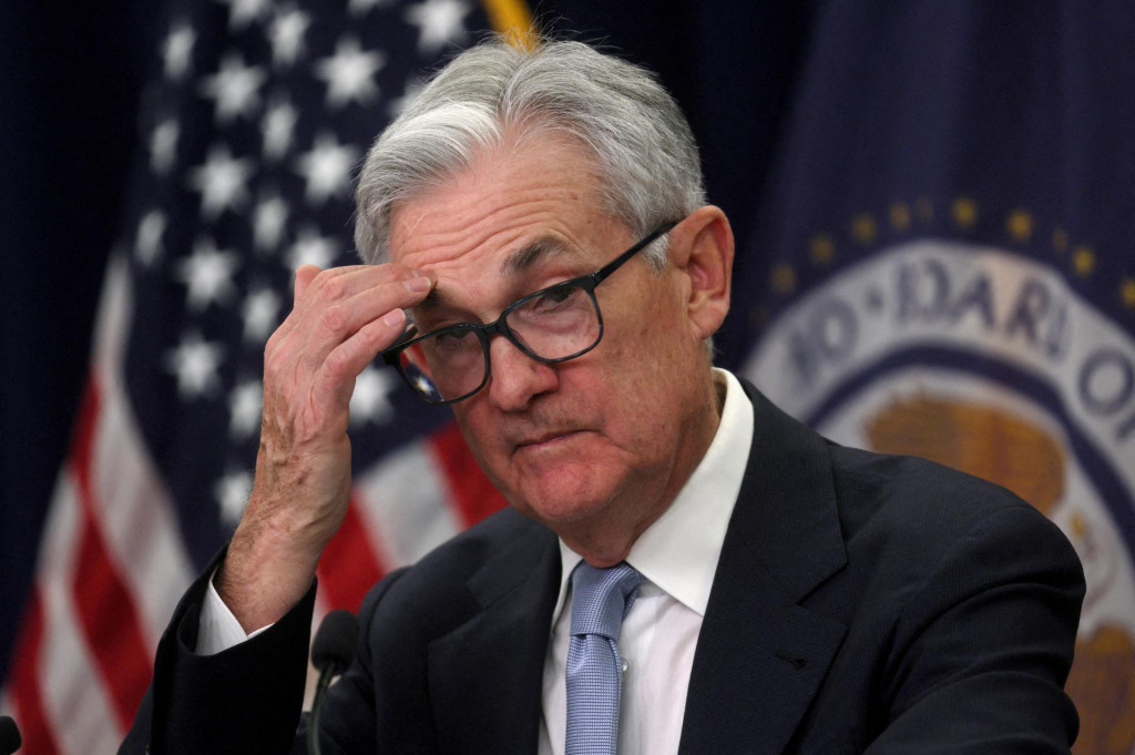 Šéfovi amerického Fedu Jeromovi Powellovi zmiernenie americkej inflácie ťažkú hlavu nerobí. FOTO: REUTERS