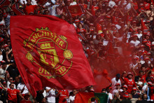 Priaznivci Manchestru United veria v krajšie športové zajtrajšky. Obdobie stagnácie trvá už pridlho. FOTO: Reuters