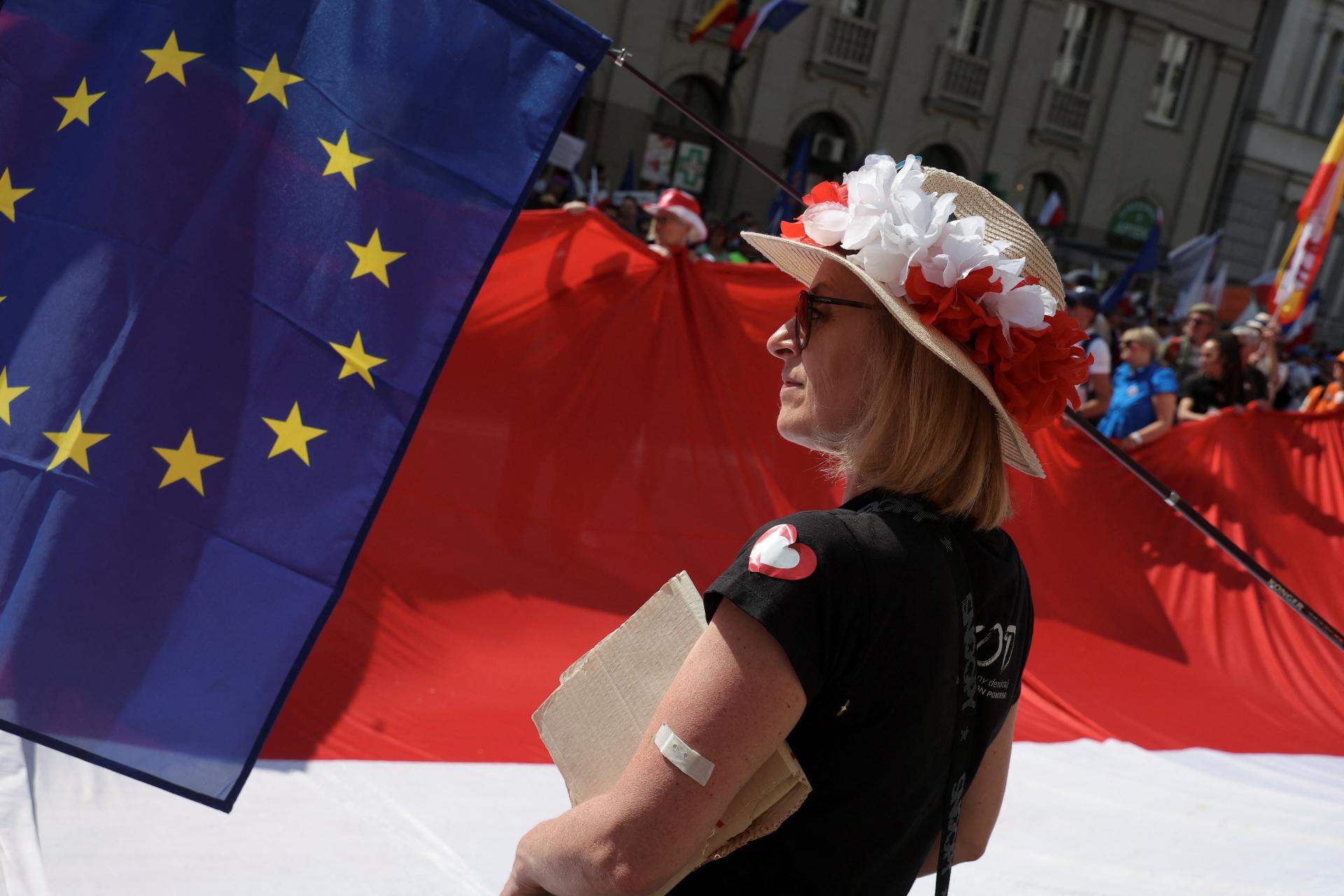 Poľská odpoveď do Bruselu: Referendum o migrantoch by sa mohlo konať už na jeseň