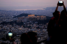 Zísť z gréckej cesty sebaklamu, že ešte to nie je také zlé, musí byť imperatív súčasnosti. FOTO: Reuters