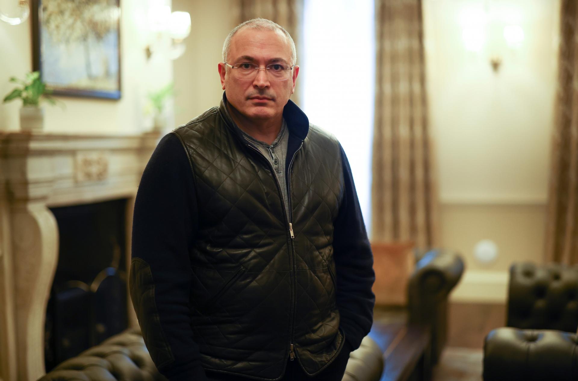 Chodorkovskij vyzval Rusov, aby podporili Prigožinovo ťaženie na Moskvu