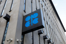 Na archívnej snímke logo Organizácie krajín vyvážajúcich ropu (OPEC). FOTO: TASR/AP