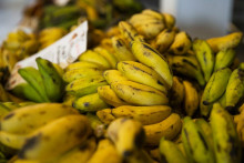 Banány na pultoch. FOTO: TASR/Jaroslav Novák