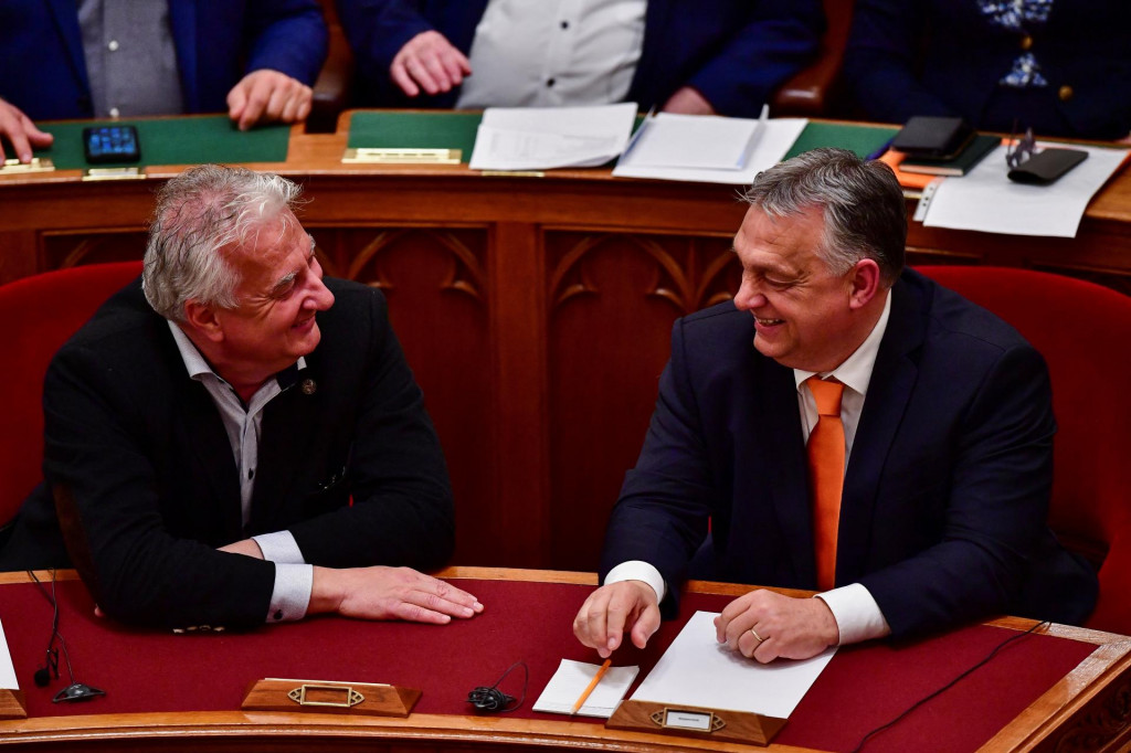 Maďarský premiér Viktor Orban a podpredseda vlády Zsolt Semjén. FOTO: Reuters