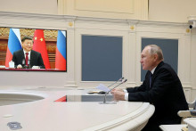 Ruský prezident Vladimir Putin rokuje so svojím čínskym náprotivkom Si Ťin-pchingom. (30. decembra 2022) FOTO: Reuters