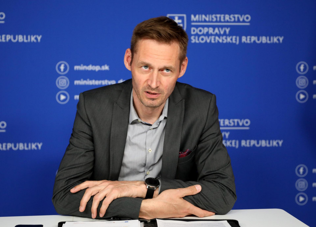 Na snímke Ján Kušnír, poradca ministra dopravy. FOTO: HN/Pavol Funtál
