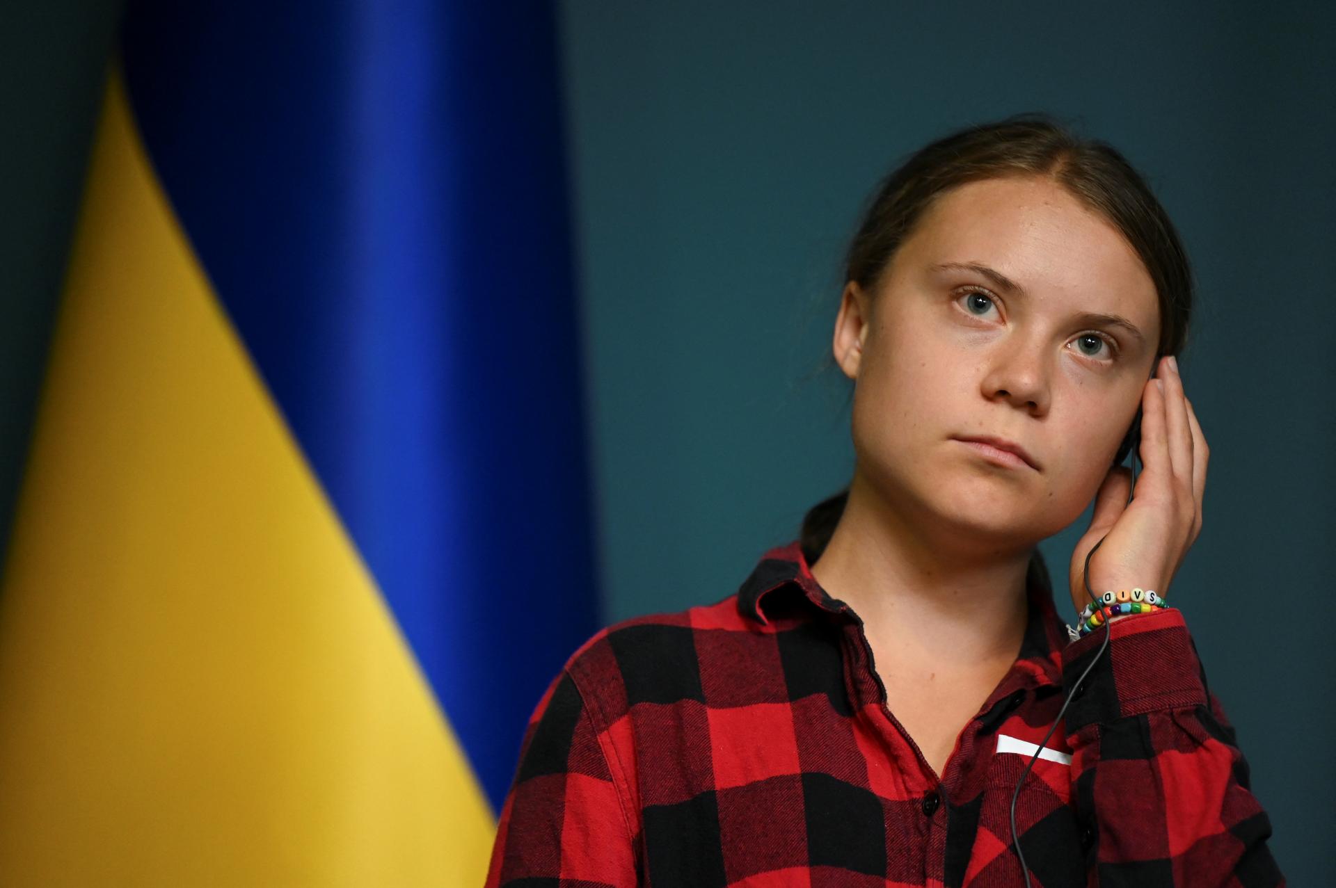 Aktivistka Thunbergová sa stretla so Zelenským, bude hodnotiť ekologické škody vojny na Ukrajine