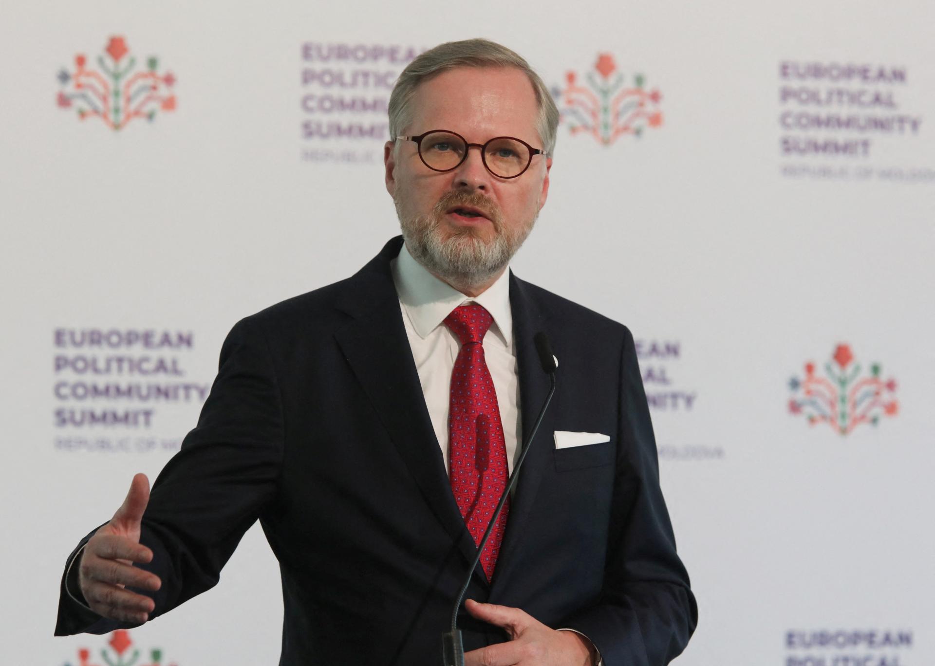 Stanowisko Węgier i Polski w sprawie imigracji na szczycie Unii Europejskiej szkodzi interesom Czech, krytykuje Fiala