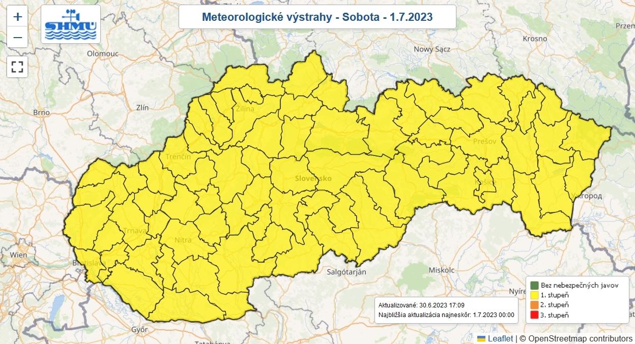 V sobotu by mali zasiahnuť búrky celé Slovensko, v piatok večer juhozápad