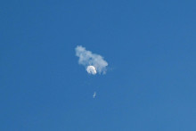 Spojené štáty zostrelili čínsky balón, ktorý bol podľa nich vybavený špionážnou technikou. FOTO: Reuters