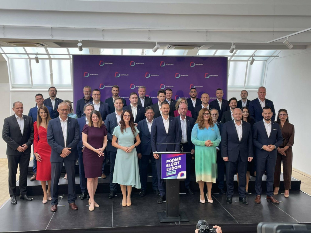 Kandid&aacute;ti strany Demokrati. FOTO: HN/Akos Cs&eacute;pl&ouml;