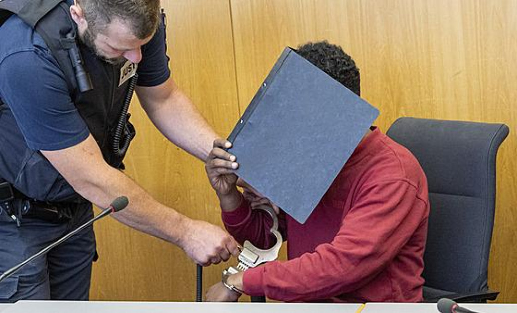 Odsúdený mladý muž z Eritrey prišiel do Nemecka ako žiadateľ o azyl. FOTO: AP