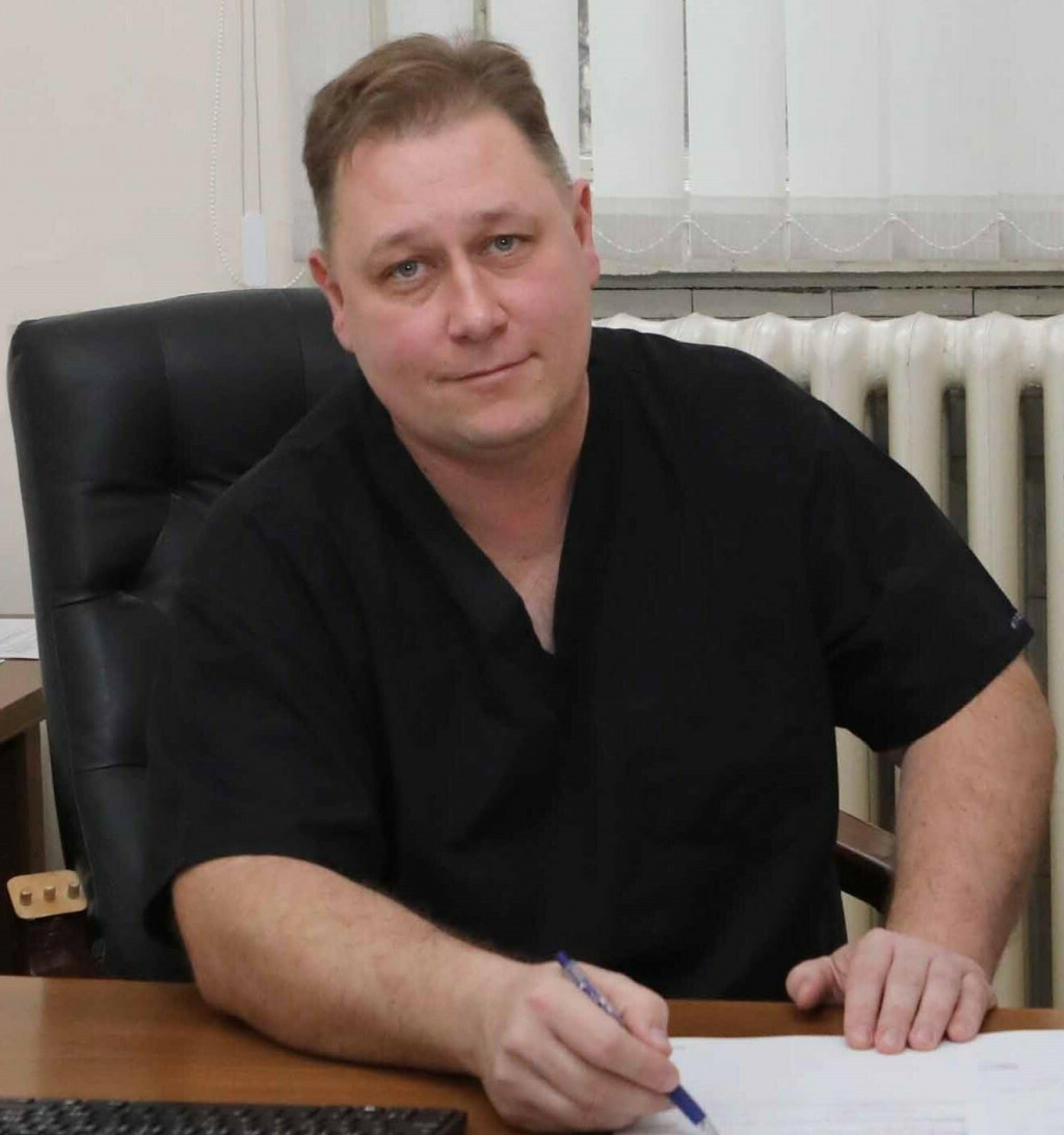 MUDr. Peter KIZEK, PhD., MHA, MPH, prednosta Kliniky stomatológie a maxilofaciálnej chirurgie UNLP a LF UPJŠ Košice