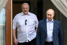 Alexander Lukašenko je považovaný za jedného z najbližších spojencov Vladimira Putina. FOTO: REUTERS