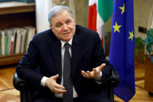 Člen Rady guvernérov Európskej centrálnej banky Ignazio Visco. FOTO: Reuters