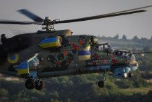 Ukrajinský vojenský vrtuľník. FOTO: Reuters
