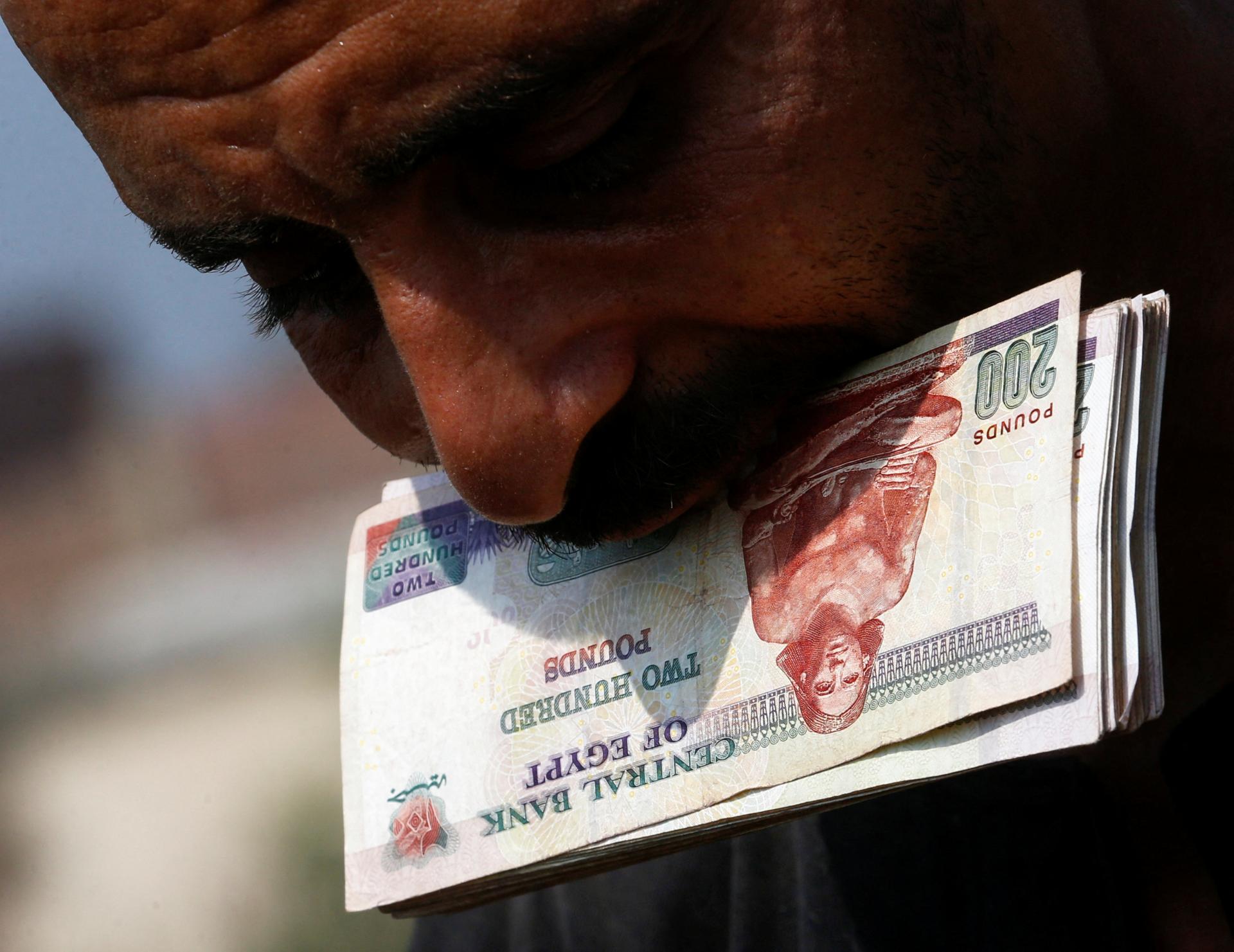 Inflácia v Egypte dosiahla v júni rekordných takmer 36 percent. Káhira zápasí s nedostatkom rezerv