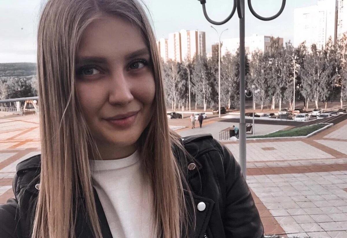 Ruskí policajti neriešili vraždu mladej ženy a ignorovali volania o pomoc, dostali iba podmienku