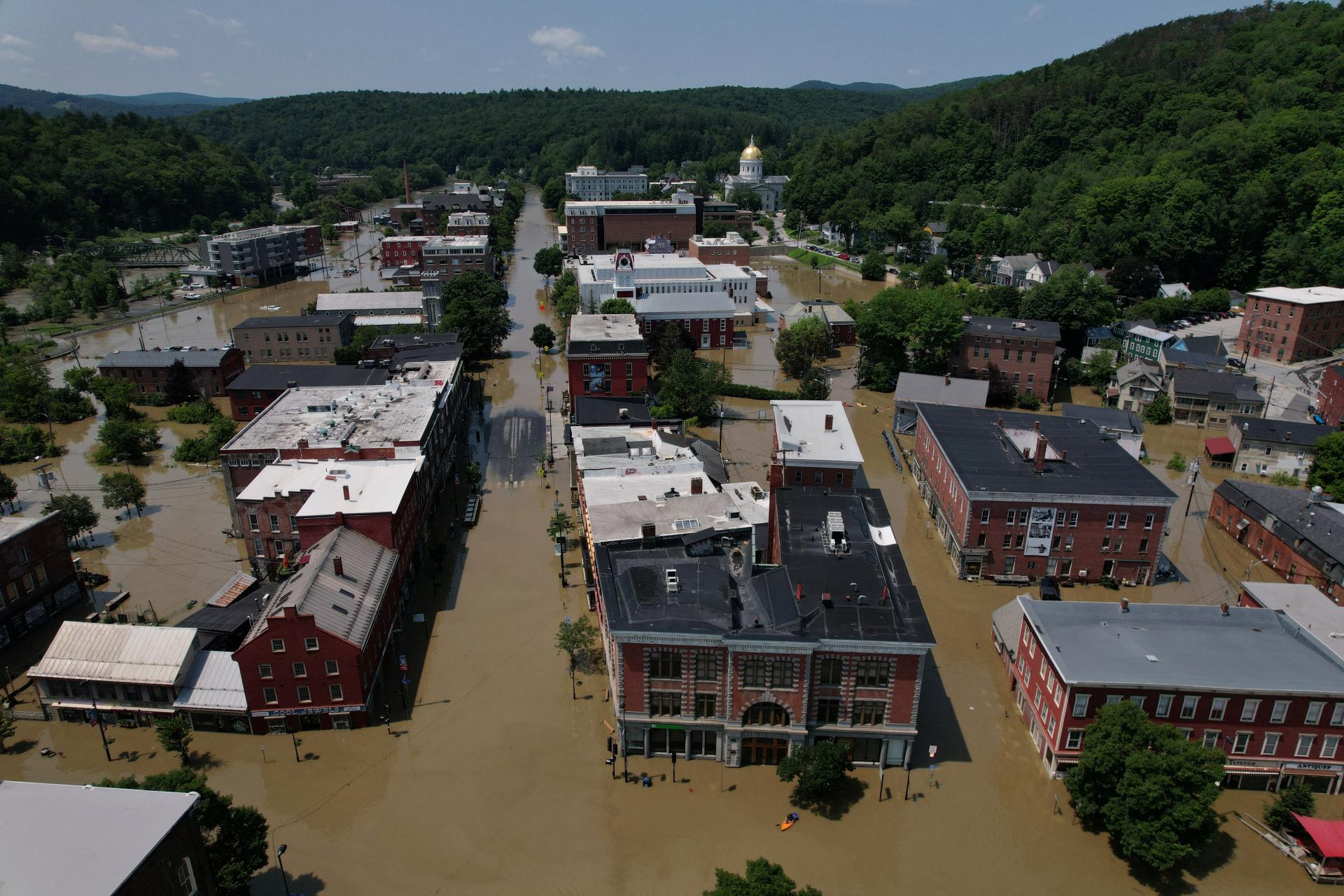 Americký Vermont sužujú záplavy, Biden tam pošle federálnu pomoc