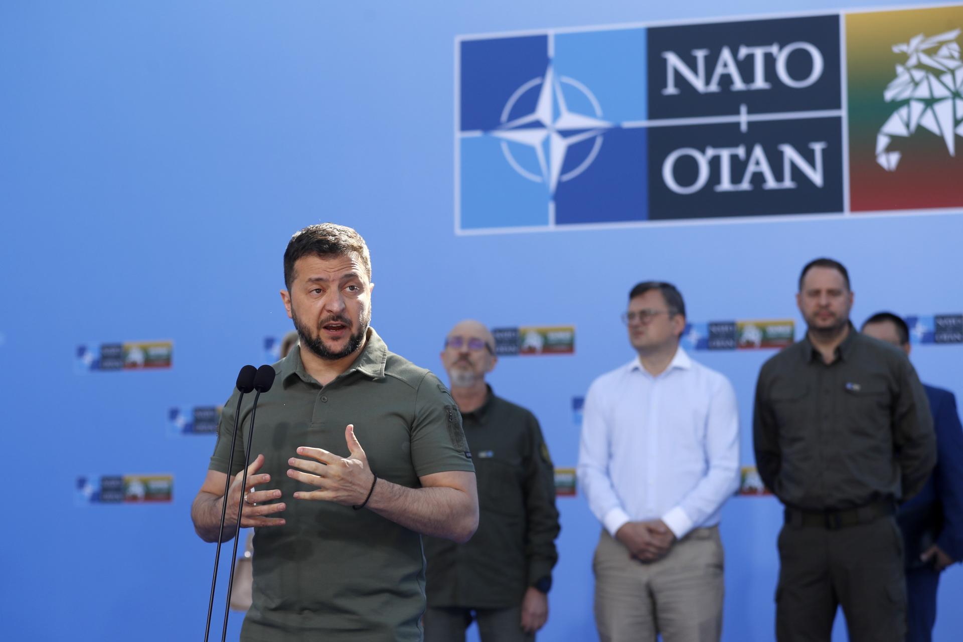 Zelenskyj prišiel do dejiska summitu NATO, chce si s partnermi ujasniť otázku členstva