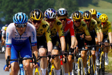 Cyklisti na Tour de France. FOTO: Reuters