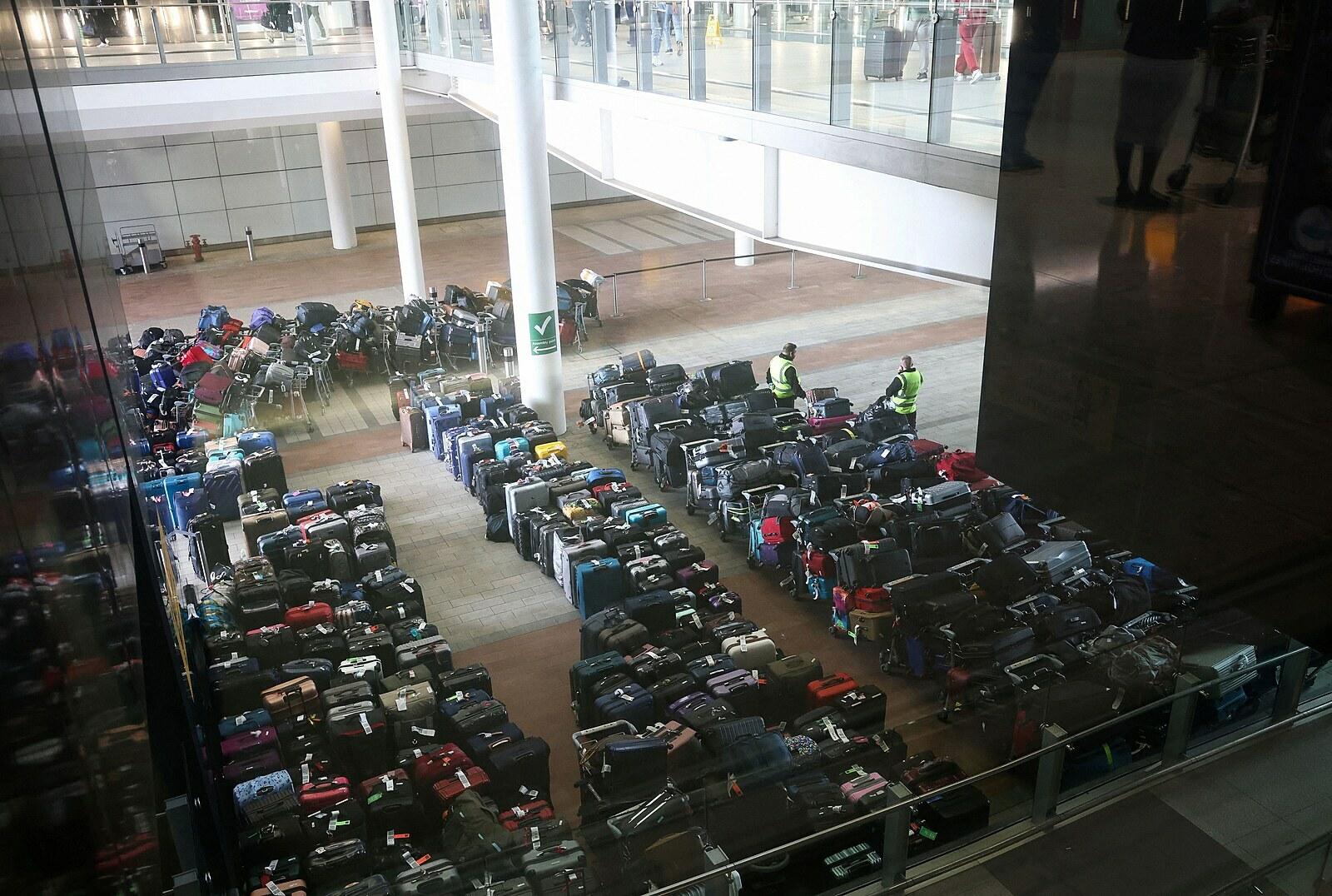 Európske letiská čelia letnému chaosu. Odkiaľ letieť a ktorým miestam sa vyhnúť