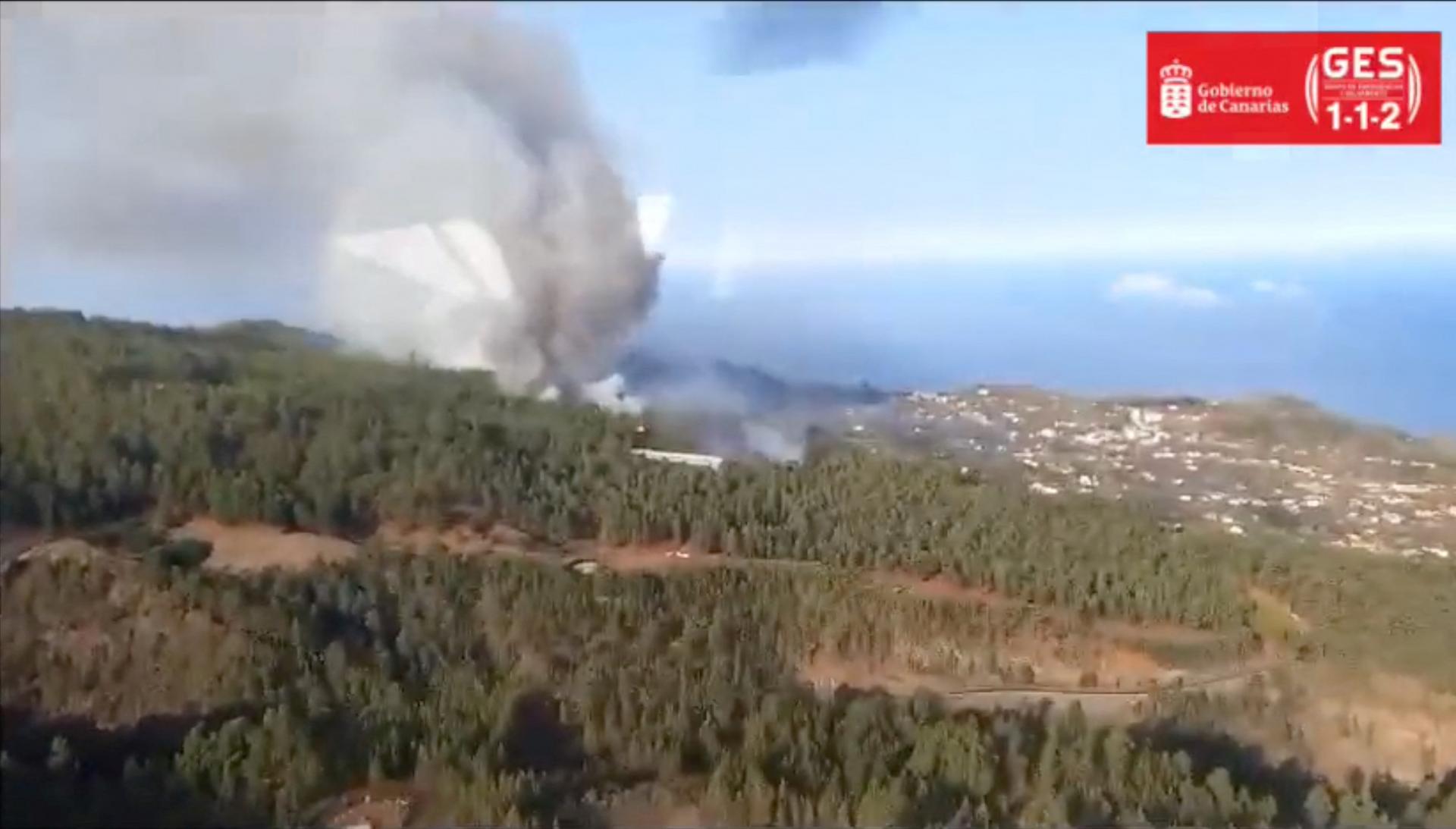 Európu stále trápi vlna horúčav, požiar na kanárskom ostrove La Palma sa ďalej šíri