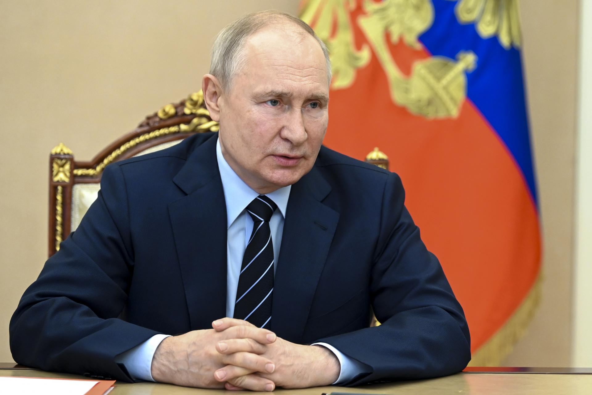 Rusko prevzalo kontrolu nad pobočkami firiem Danone a Carlsberg, dekrét podpísal Putin