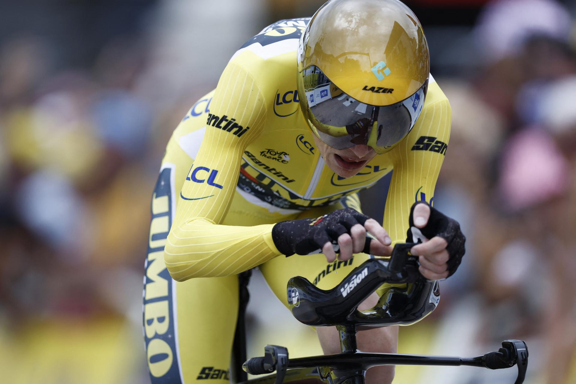 Dánsky cyklista Vingegaard triumfoval v časovke na Tour de France. Zvýšil náskok na čele