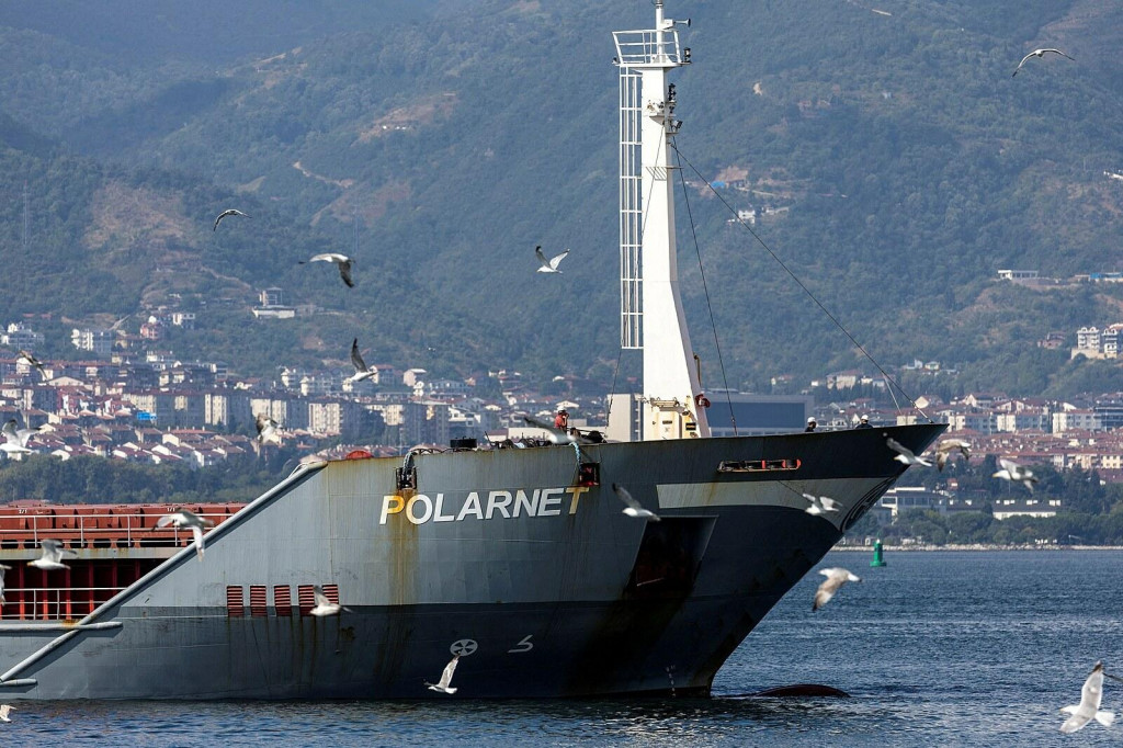 Plavidlo Polarnet, ktoré z Ukrajiny vyplávalo v piatok, dorazilo do svojej destinácie v Turecku. FOTO: Reuters