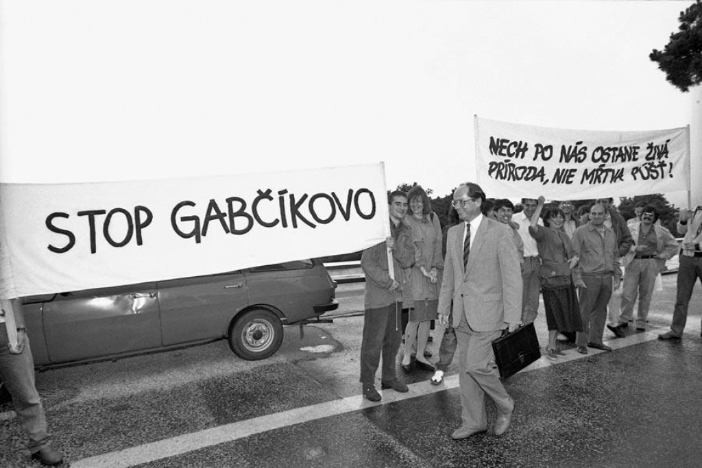 Výstavba vodného diela Gabčíkovo vyostrila spory medzi Maďarskom a Československom už na prelome 80. a 90. rokov. FOTO: Archív TASR