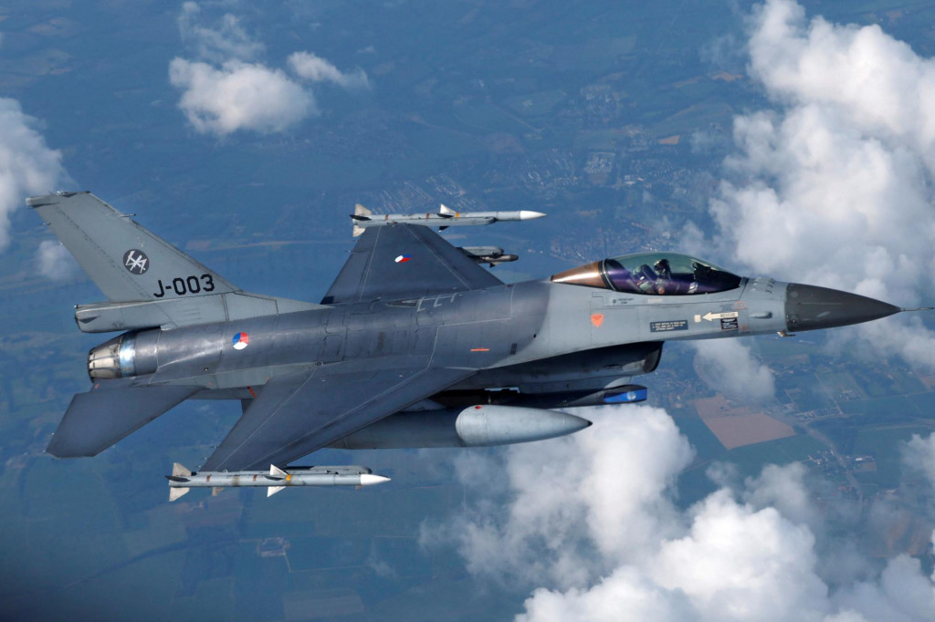Stíhačka F-16. FOTO: Reuters