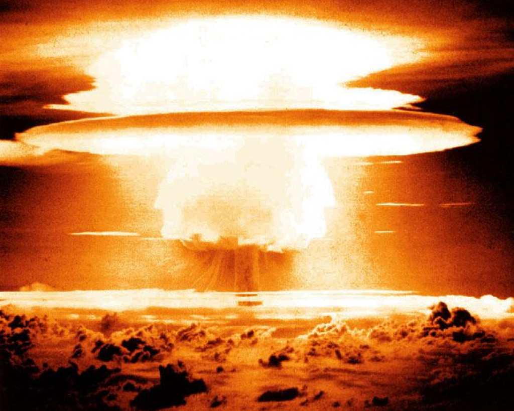 Test Castle Bravo - najväčšej atómovej bomby, akú kedy Spojené štáty odpálili
