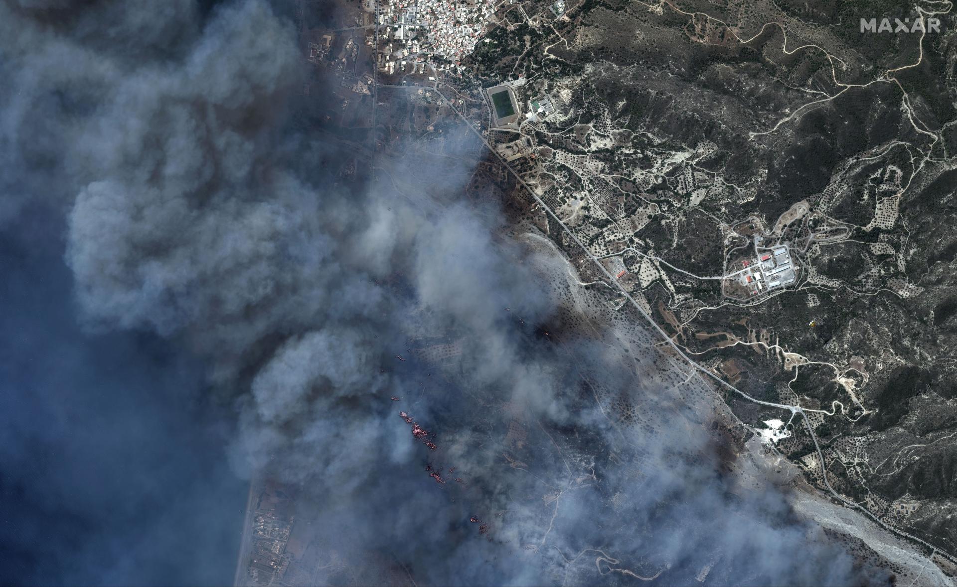 FOTOGALÉRIA: Satelitné snímky lesných požiarov na Rodose