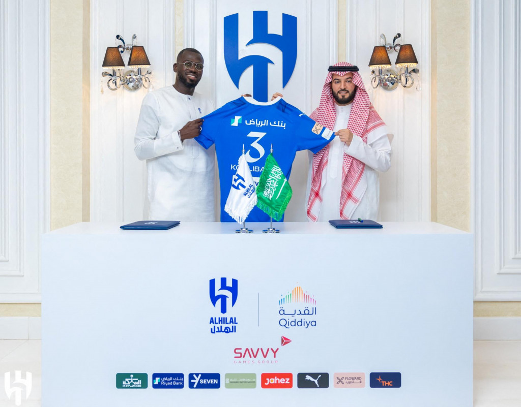 Klub Al Hilal posilnil za 23 miliónov eur aj stopér Kalidou Koulibaly. Cieľom je však získať aj Kyliana Mbappého. FOTO: Reuters