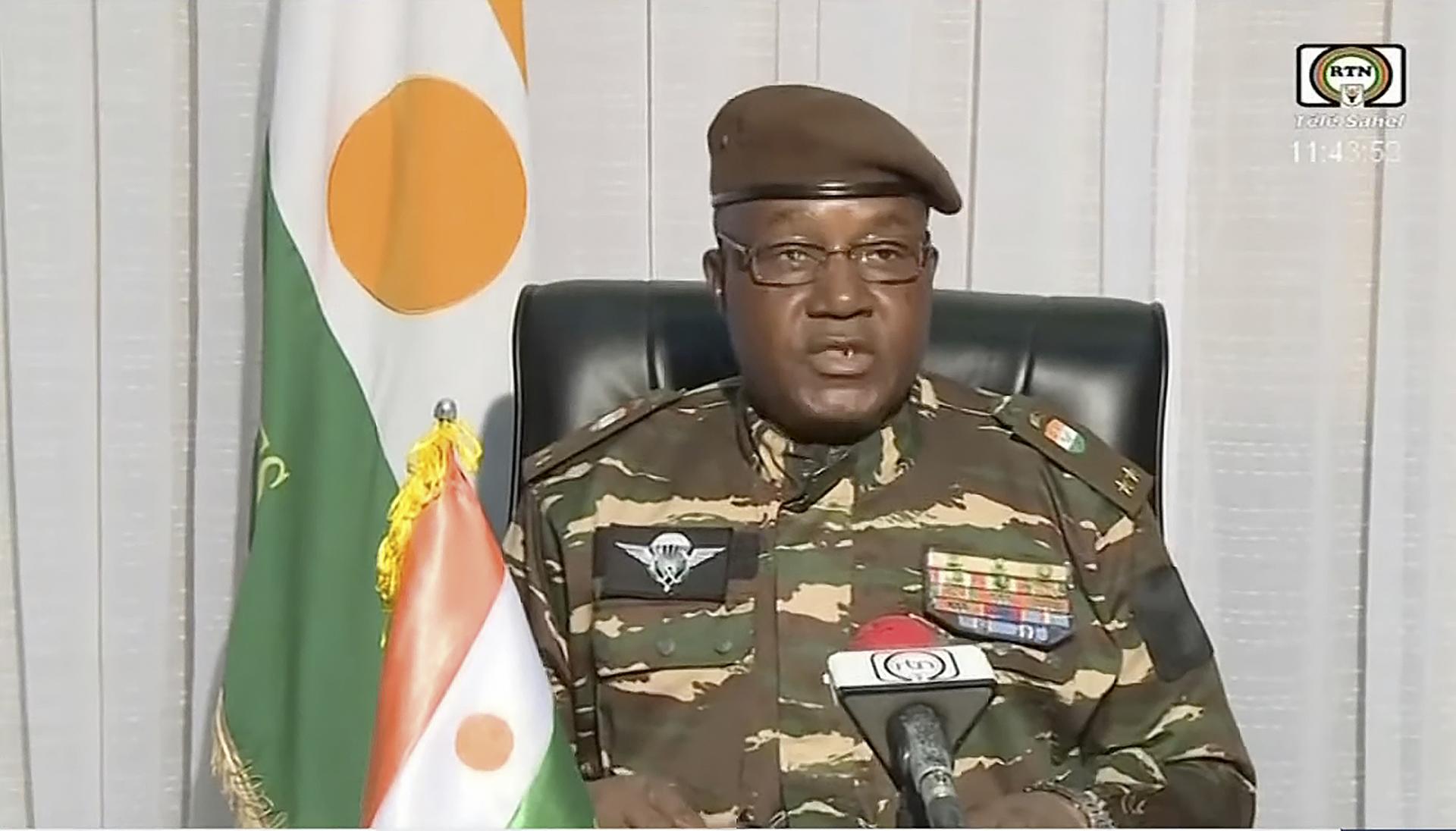 Francúzsko neuzná vodcov vojenského prevratu v Nigeri