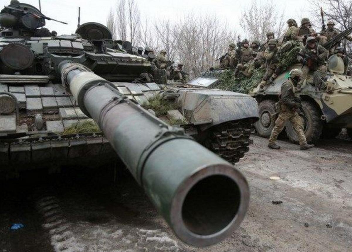 Ukraińskie czołgi są „głodne” oleju napędowego.  Słowacja ograniczyła jednak dostawy do Kijowa do minimum