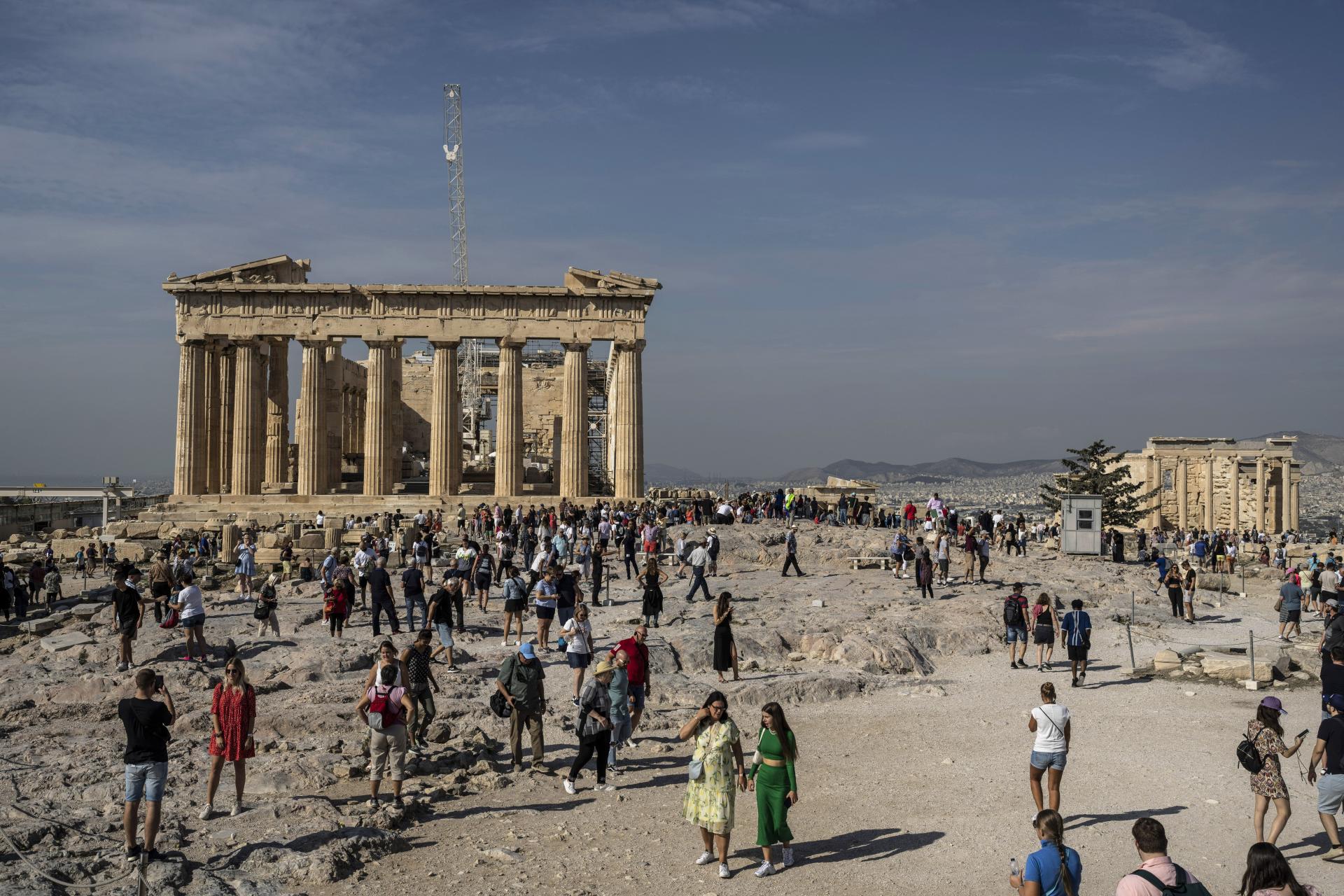 Aténsku Akropolu si už všetci nepozrú. Grécka vláda stanoví denný limit počtu návštevníkov