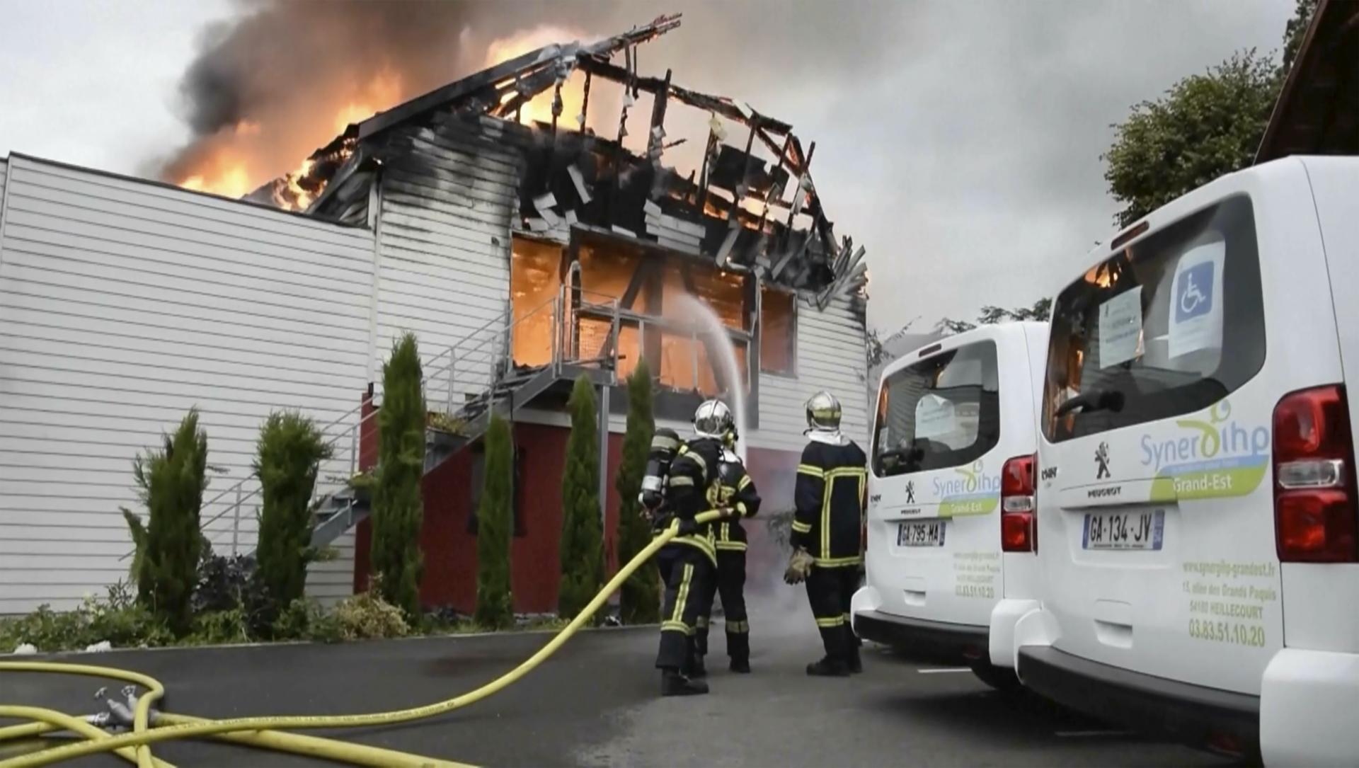 11 personnes sont mortes dans un incendie dans un établissement pour handicapés mentaux en France