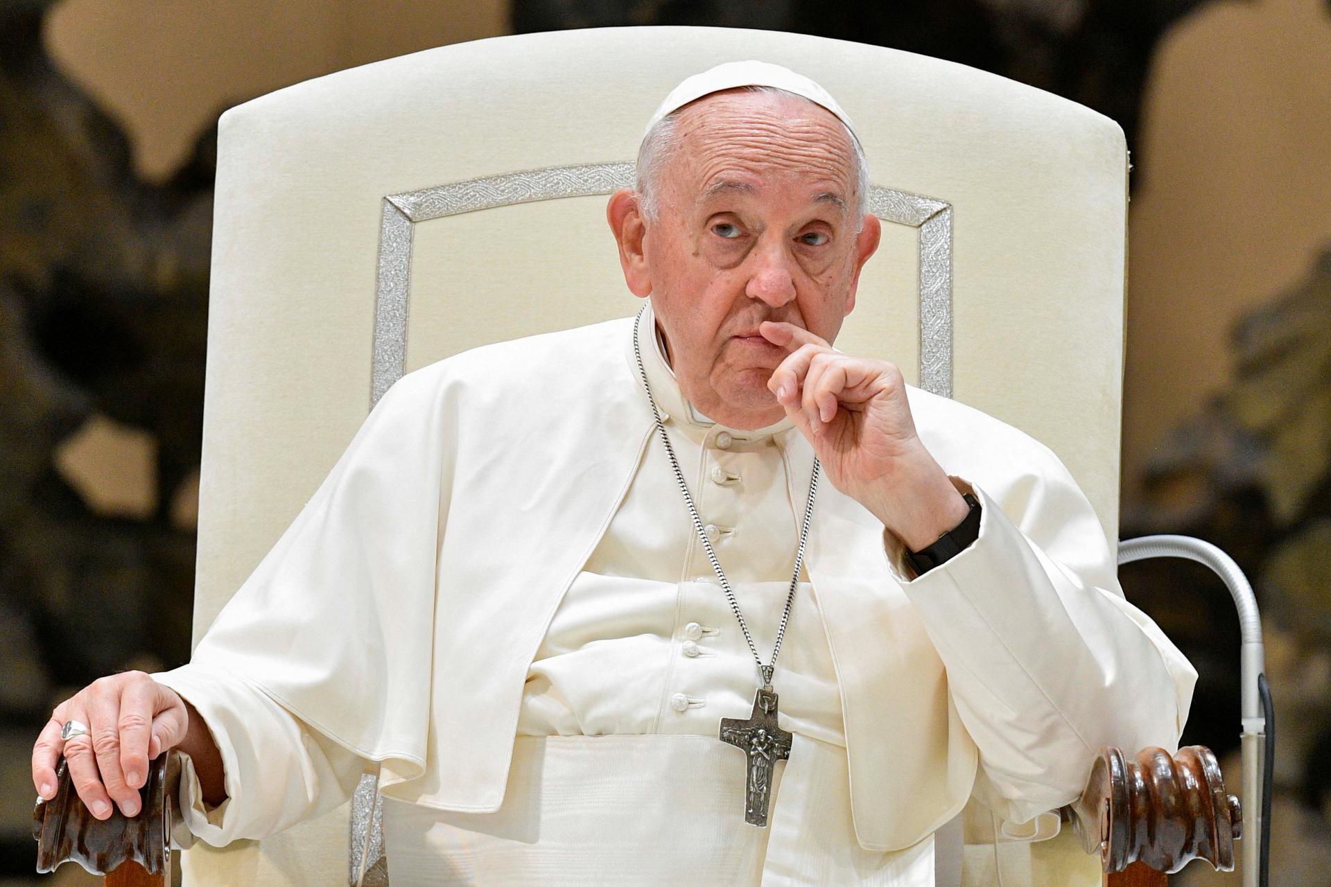Pápež varuje pred ľahostajnosťou voči tragédiám migrantov na mori
